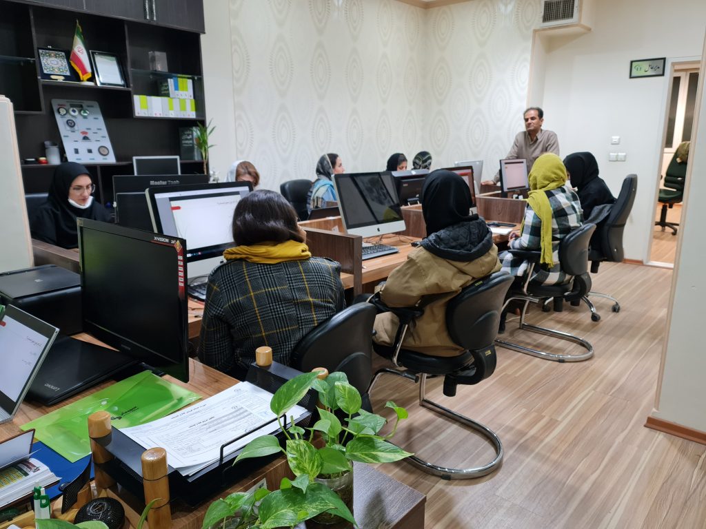 گزارش تصویری آموزش سامانه مودیان در هافناک ۱۴۰۲